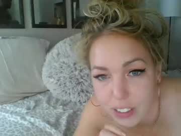 couple Cam Girls 43 with ebony_in_ivory