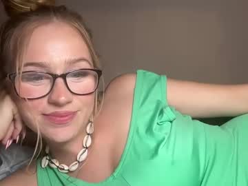 girl Cam Girls 43 with hunnybunny619