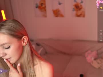 girl Cam Girls 43 with avroramy