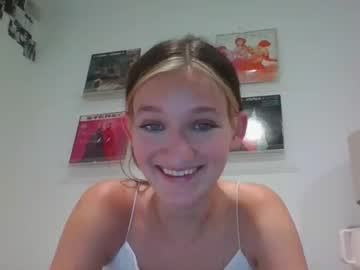 girl Cam Girls 43 with avabear8