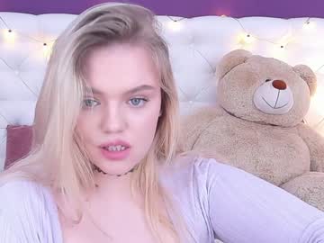 girl Cam Girls 43 with milana_grands