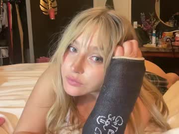 girl Cam Girls 43 with haileyholton