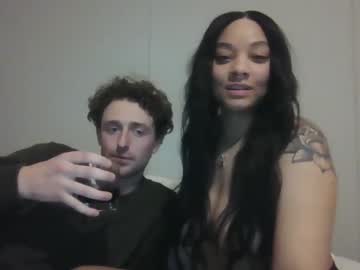 couple Cam Girls 43 with cristalchampagne