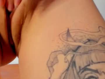 girl Cam Girls 43 with caressyourself