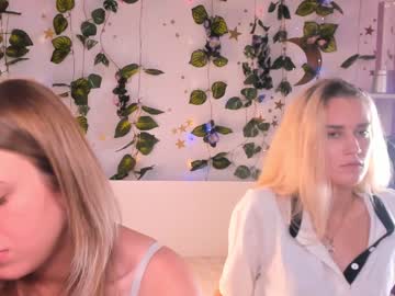 couple Cam Girls 43 with zoejulie