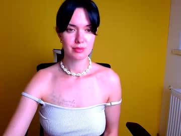 girl Cam Girls 43 with merry_berryy_