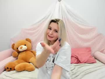 girl Cam Girls 43 with leilalewiss