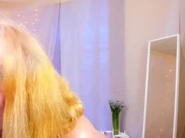 girl Cam Girls 43 with araather