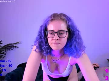 girl Cam Girls 43 with evelyn_ray