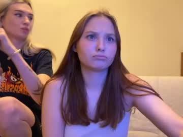 couple Cam Girls 43 with glockoffrog