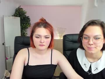 couple Cam Girls 43 with doreen_and_mona