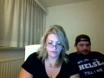 couple Cam Girls 43 with twisted_trish