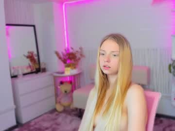 girl Cam Girls 43 with laura_sun_