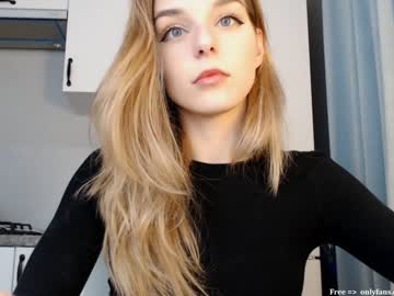 girl Cam Girls 43 with lexiee_