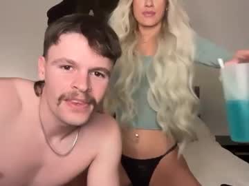 couple Cam Girls 43 with billyunbuckled