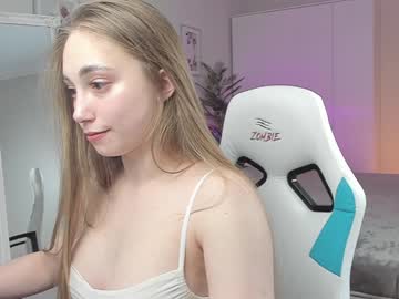 girl Cam Girls 43 with sweetest_doll