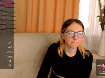girl Cam Girls 43 with amy_h0ney